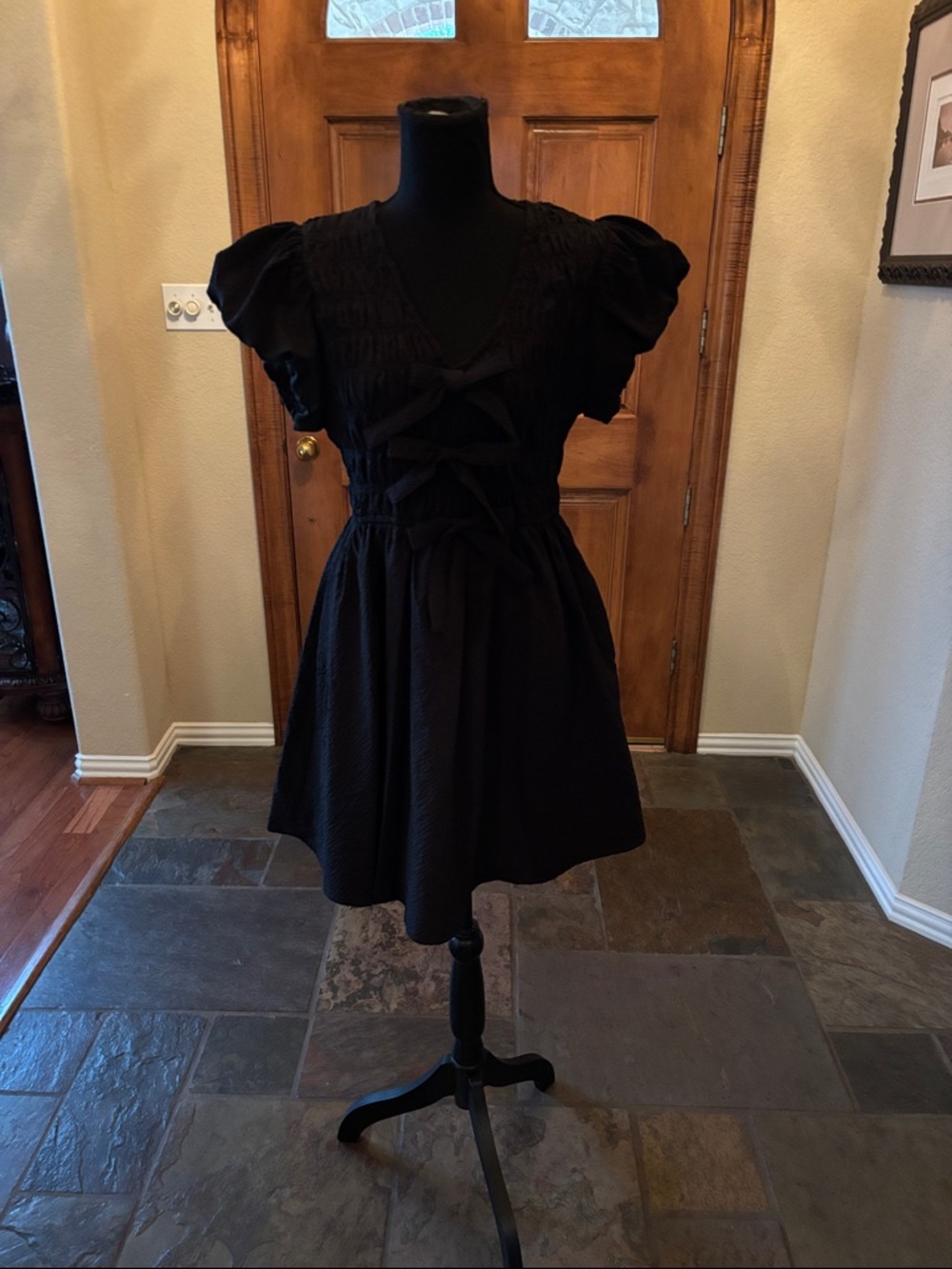 Black Short Sleeve Tie-Waist Dress - Women
